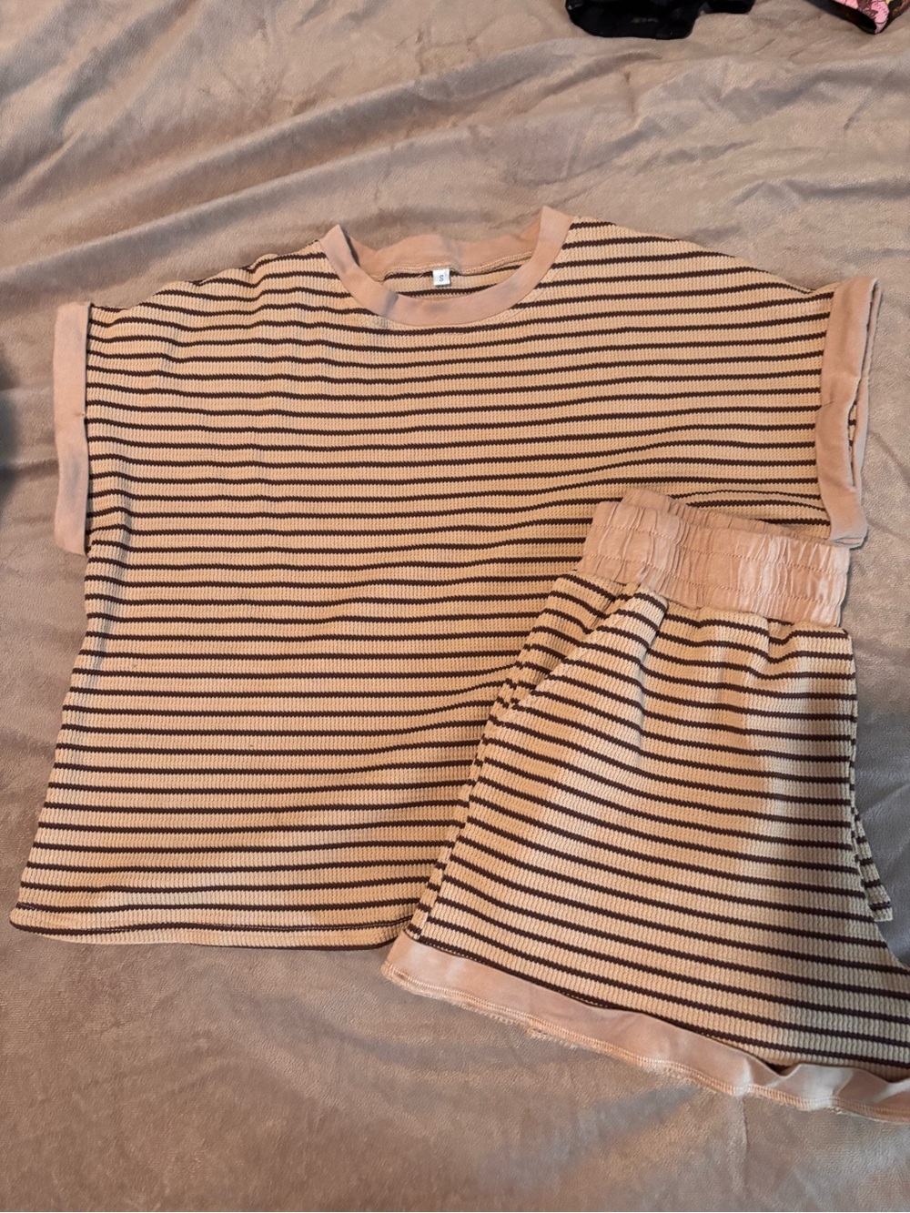 Women’s Striped Brown and Black Lounge Set